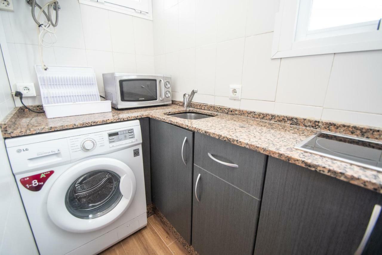 Apartamento Aires Mediterraneos Lägenhet Cádiz Exteriör bild