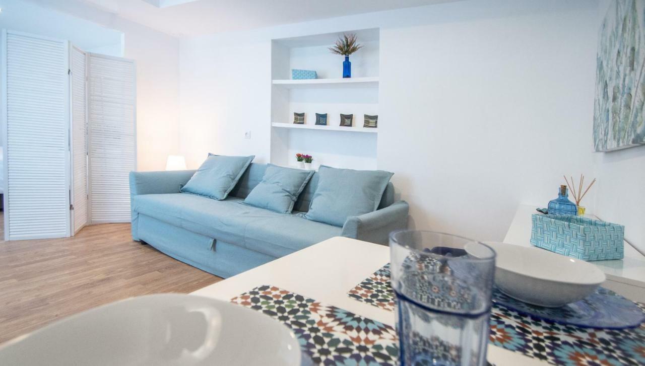 Apartamento Aires Mediterraneos Lägenhet Cádiz Exteriör bild