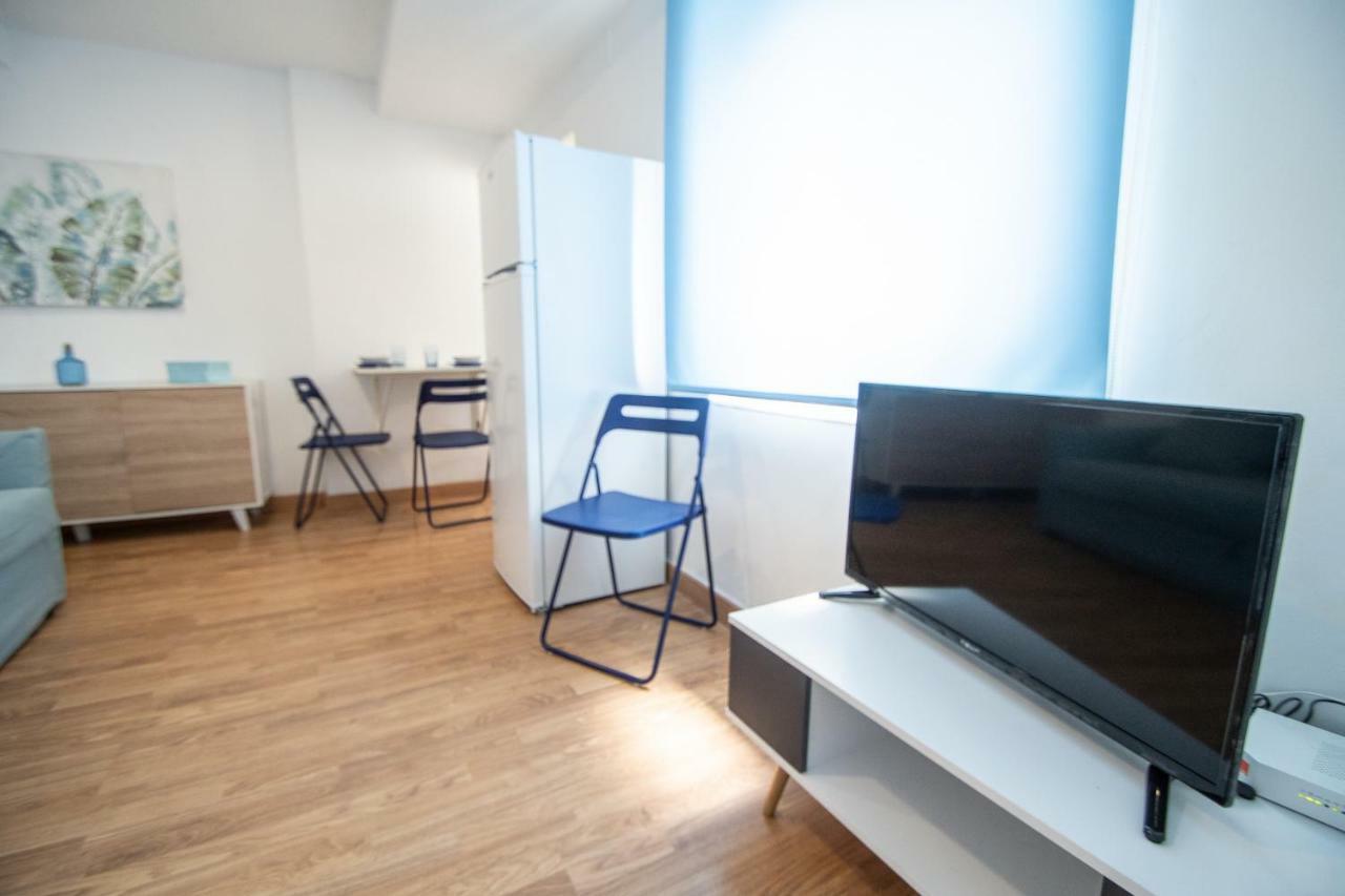 Apartamento Aires Mediterraneos Lägenhet Cádiz Exteriör bild