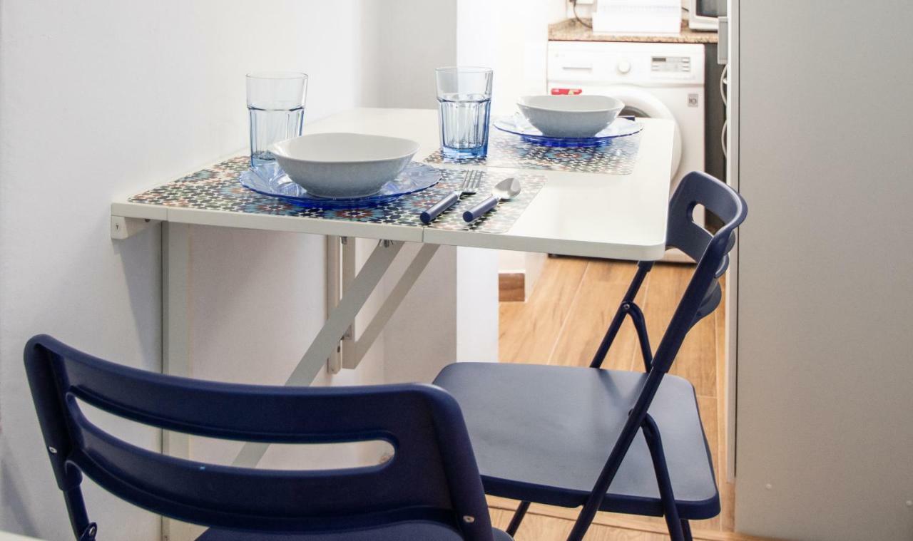 Apartamento Aires Mediterraneos Lägenhet Cádiz Exteriör bild