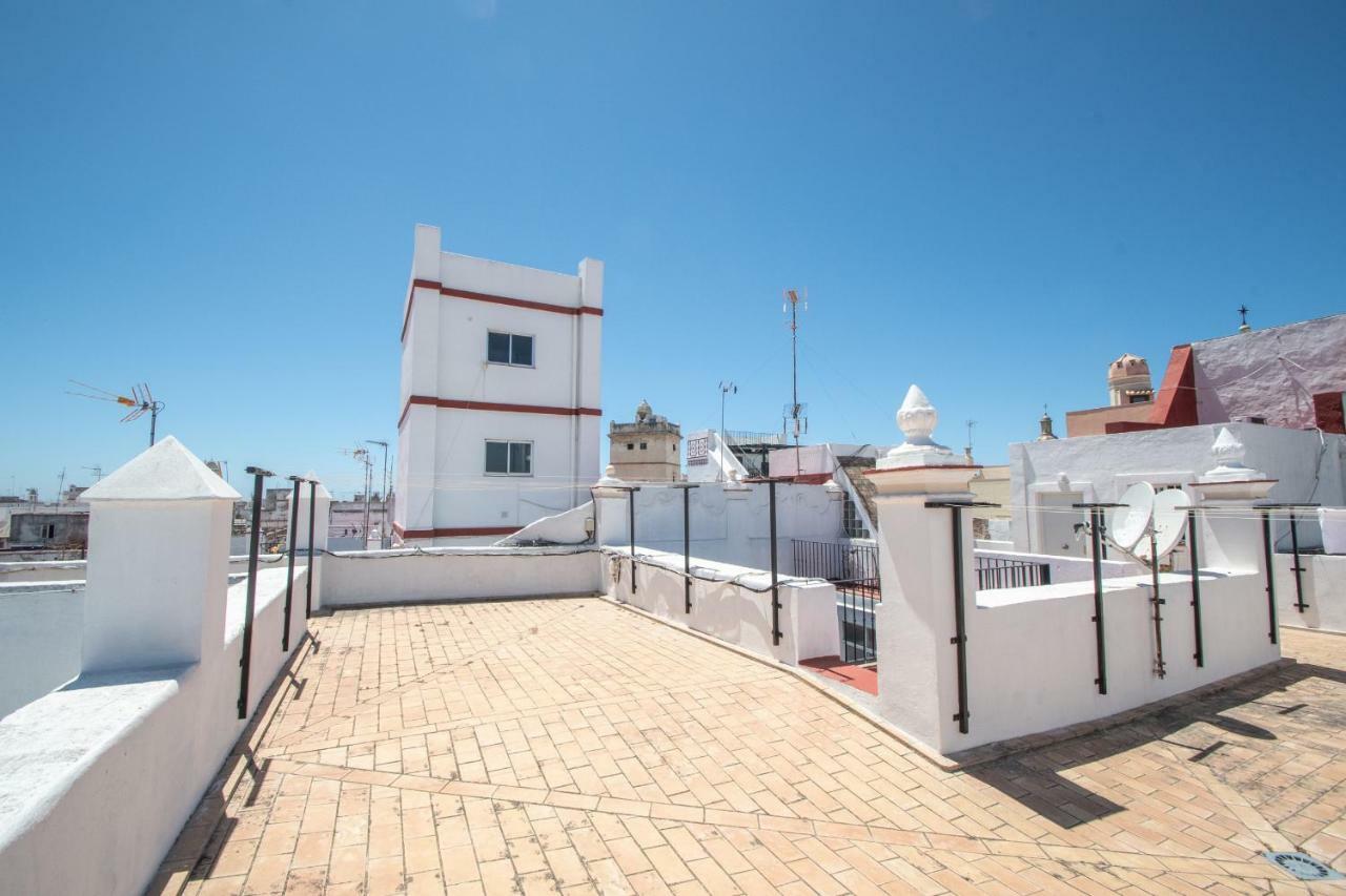 Apartamento Aires Mediterraneos Lägenhet Cádiz Exteriör bild
